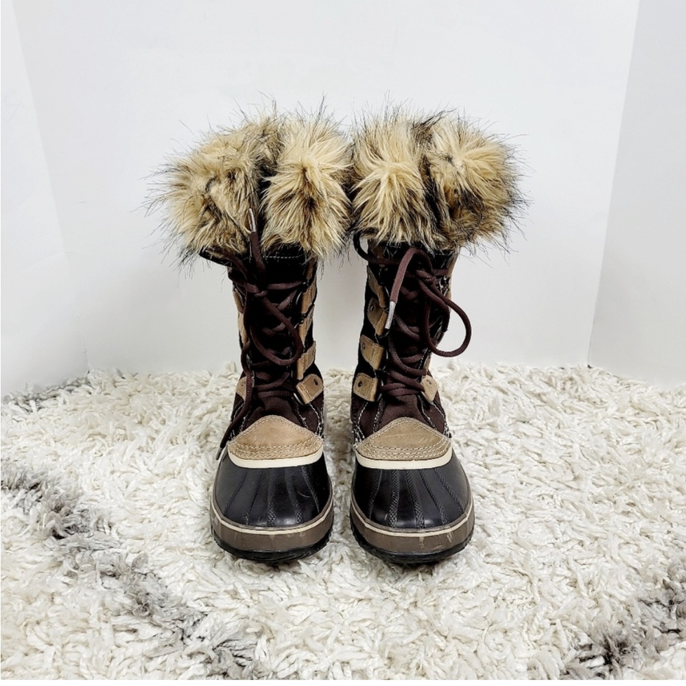 Sorel Joan of Arctic brown fur winter waterproof boots